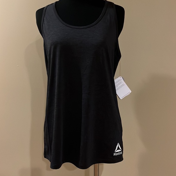 New with tags! Reebok moisture Management Tank - Picture 5 of 11